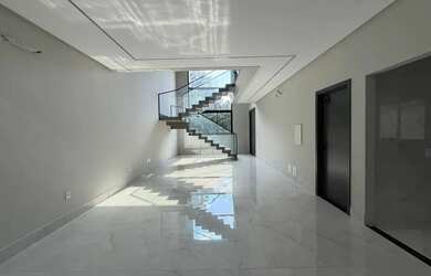 Imagem 11: Vivenda das Marinas - Casa Duplex com 3 suítes de construção climatizada...