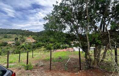 Imagem: O terreno possui 250m² de Área e está localizado em Paraibuna