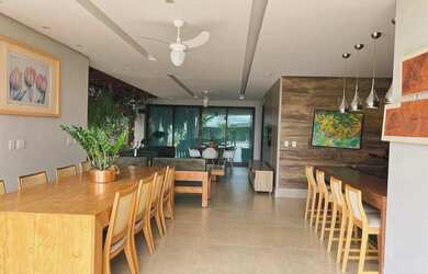 Imagem 3: Casa à venda em Condomínio Grand Royalle com 550m², 5 Quarto(s), 3 Suíte(s) e 6 Vaga(s)