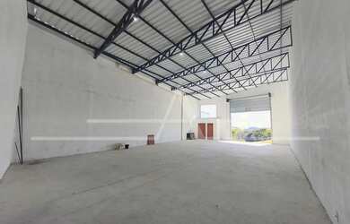 Imagem: O depósito possui 200m² de Área, Imóvel novo e está localizado