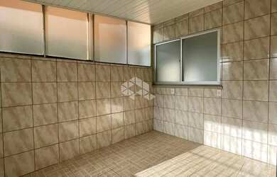 Imagem 4: Apartamento de 03 quartos com dependência, vaga de garagem e terraço com quiosque e churra