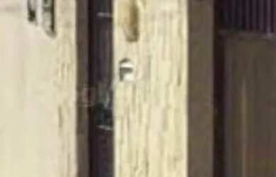 Imagem: A casa possui 2 Dormitórios e 1 Banheiro e está localizado