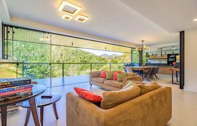 Imagem 3: Casa com 4 quartos em condomínio em Itaipava, Petrópolis