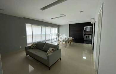 Imagem: O apartamento possui 3 Dormitórios, 4 Banheiros, 3 Vagas na