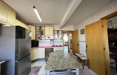 Imagem 5: Apartamento com 4 Dormitórios próximo a Av. Presidente Vargas