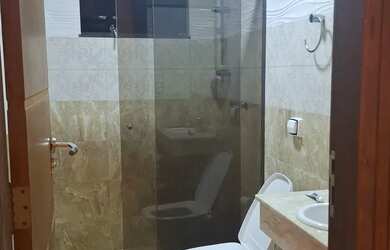 Imagem 10: Casa de veraneio. Churrasqueira, Acomodam 12 pessoas, 4 Vagas na garageme4...