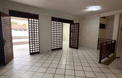 Imagem 5: Casa à Venda no Centro de Campina Grande