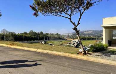 Imagem: O terreno possui 514m² de Área e está localizado em Bragança