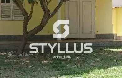 Imagem: A casa possui 5 Dormitórios, 3 Banheiros, 5 Vagas na garagem