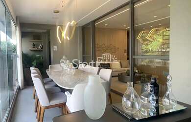 Imagem: O apartamento possui 4 Dormitórios, 5 Banheiros, 3 Vagas na