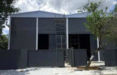 Imagem: O depósito possui 526m² de Área, Imóvel novo e está localizado