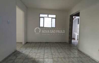 Imagem: A casa possui 1 Dormitório, 1 Banheiro e 40m² de Área e está