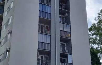 Imagem: O apartamento possui 1 Dormitório, 1 Banheiro, 1 Vaga na garagem