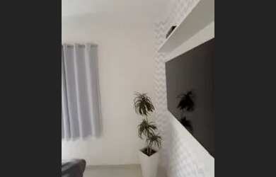 Imagem: O apartamento possui 2 Dormitórios, 1 Banheiro, 2 Vagas na