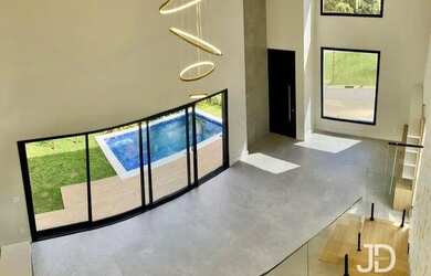 Imagem: A casa em condomínio possui 3 Dormitórios, 5 Banheiros, 4