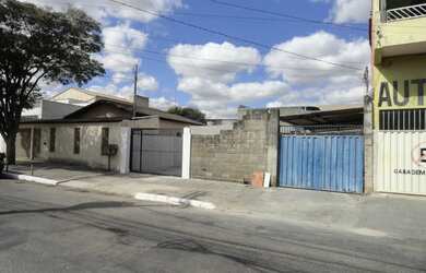 Imagem: O terreno possui 220m² de Área e está localizado em Niterói