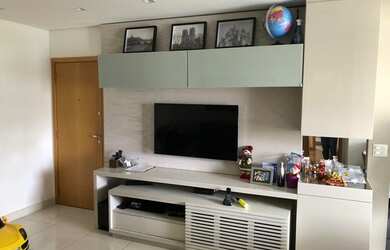 Imagem: O apartamento possui 3 Dormitórios, 2 Banheiros, 2 Vagas na