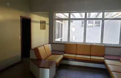 Imagem: A casa possui 3 Dormitórios, 2 Banheiros, 167m² de Área e