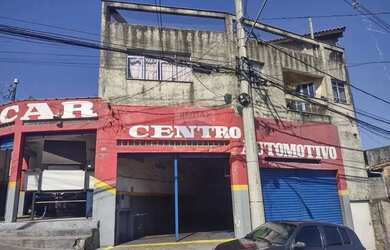 Imagem: O depósito possui 3 Vagas na garagem, 300m² de Área e está