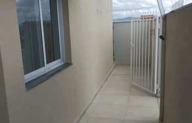 Imagem: A kitnet possui 1 Dormitório, 1 Banheiro, 1 Vaga na garagem