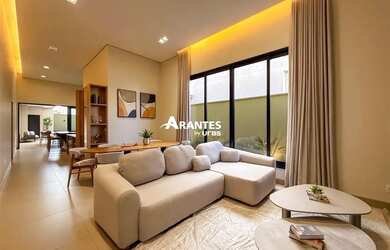 Imagem: A casa em condomínio possui 4 Dormitórios, 5 Banheiros, 4