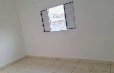 Imagem 9: Alugar casa 2 quartos e quintal