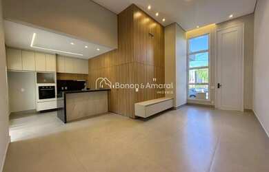 Imagem: A casa em condomínio possui 3 Dormitórios, 2 Banheiros, 4