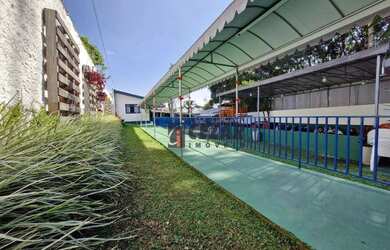 Imagem: O terreno possui 1.557m² de Área, Imóvel novo e está localizado