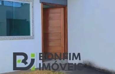 Imagem: A casa possui 2 Dormitórios, 1 Banheiro, 1 Vaga na garagem