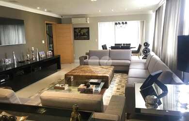 Imagem: A casa em condomínio possui 5 Dormitórios, 5 Banheiros, 5