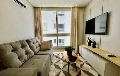 Imagem: O apartamento possui 1 Dormitório, 1 Banheiro, 1 Vaga na garagem