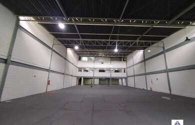 Imagem: O depósito para alugar possui 1137m² de Área e está localizado