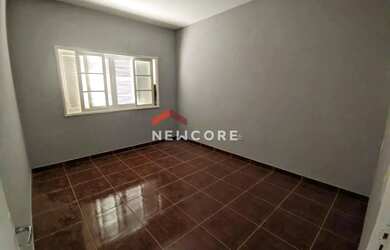 Imagem: A casa possui 3 Dormitórios, 2 Banheiros, 3 Vagas na garagem