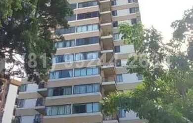 Imagem: O apartamento possui 4 Dormitórios, 1 Banheiro, 2 Vagas na