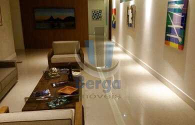 Imagem: O depósito possui 5 Vagas na garagem, 1.290m² de Área e