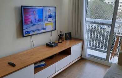 Imagem: O apartamento possui 3 Dormitórios, 1 Banheiro, 1 Vaga na garagem