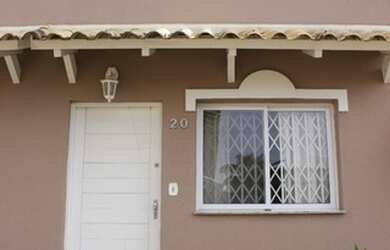 Imagem 3: Vende-se Charmoso Sobrado 2 dorm 97 m2 na Zona Sul R$ 285 mil