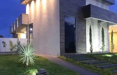 Imagem: A casa em condomínio possui 3 Dormitórios, 4 Banheiros, 2