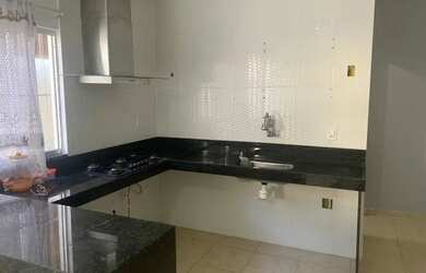 Imagem 3: Aluguel de casa. Varanda, 1 Vaga na garageme1 Dormitório