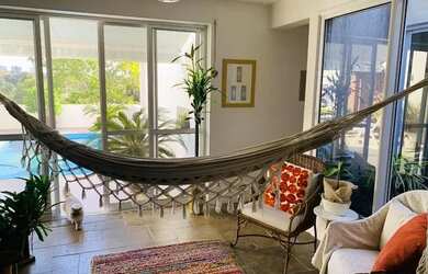 Imagem 9: Casa em Jardim Planalto. Piscina, Churrasqueira, VarandaeLareira