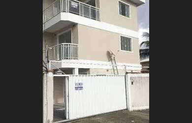 Imagem: A casa possui 3 Dormitórios, 3 Banheiros, 1 Vaga na garagem