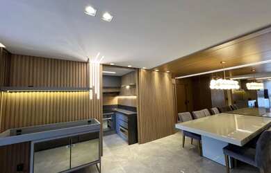 Imagem: O apartamento possui 3 Dormitórios, 4 Banheiros, 2 Vagas na