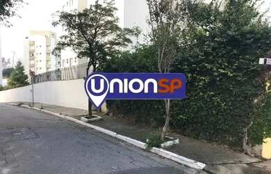 Imagem: O terreno possui 320m² de Área e está localizado em Vila