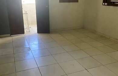 Imagem: A casa possui 5 Dormitórios, 5 Banheiros, 4 Vagas na garagem