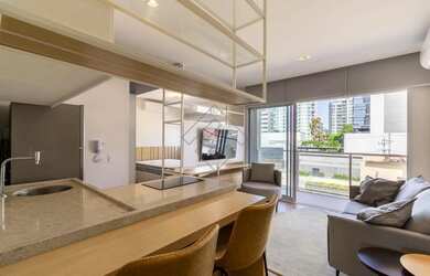 Imagem: O apartamento possui 1 Dormitório, 1 Banheiro, 1 Vaga na garagem