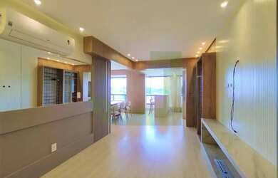 Imagem: O apartamento possui 2 Dormitórios, 1 Banheiro, 2 Vagas na