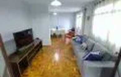 Imagem 6: Casa com 260 m2, com 5 quartos, 03 banheiros, 2 pavimentos, dep. completa...