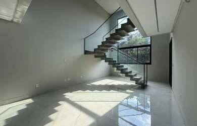 Imagem 5: Vivenda das Marinas - Casa Duplex com 3 suítes de construção climatizada...