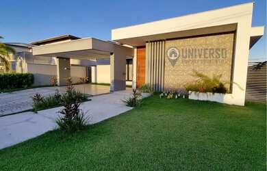 Imagem: A casa em condomínio possui 5 Dormitórios, 5 Banheiros, 4