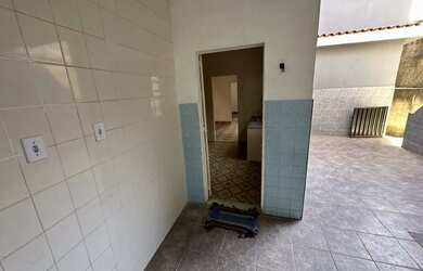 Imagem 4: Imóvel para venda possui 60 metros quadrados com 2 quartos em Mutuá...